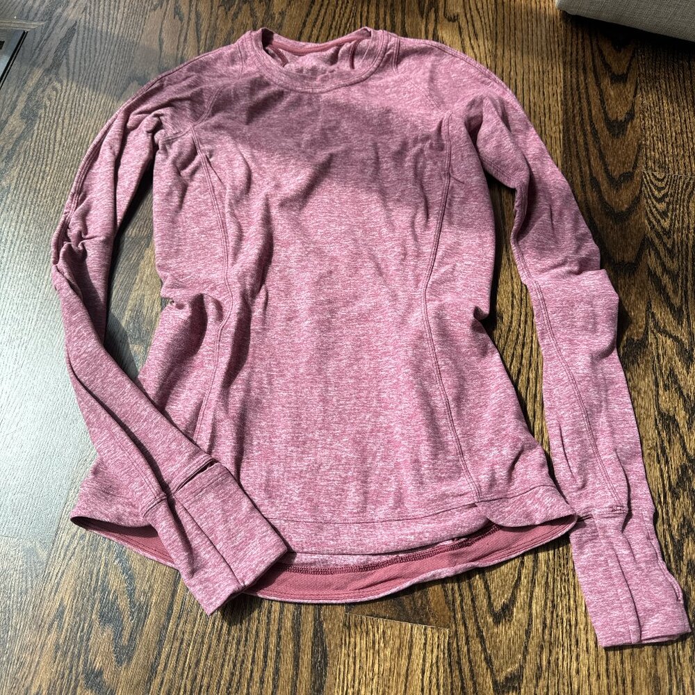 Long Sleeve Lululemon top Size 4